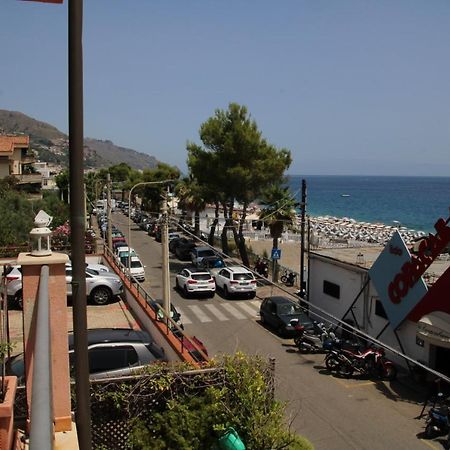 Poseidone Sea Apartment Taormina Mazzeo Exteriér fotografie