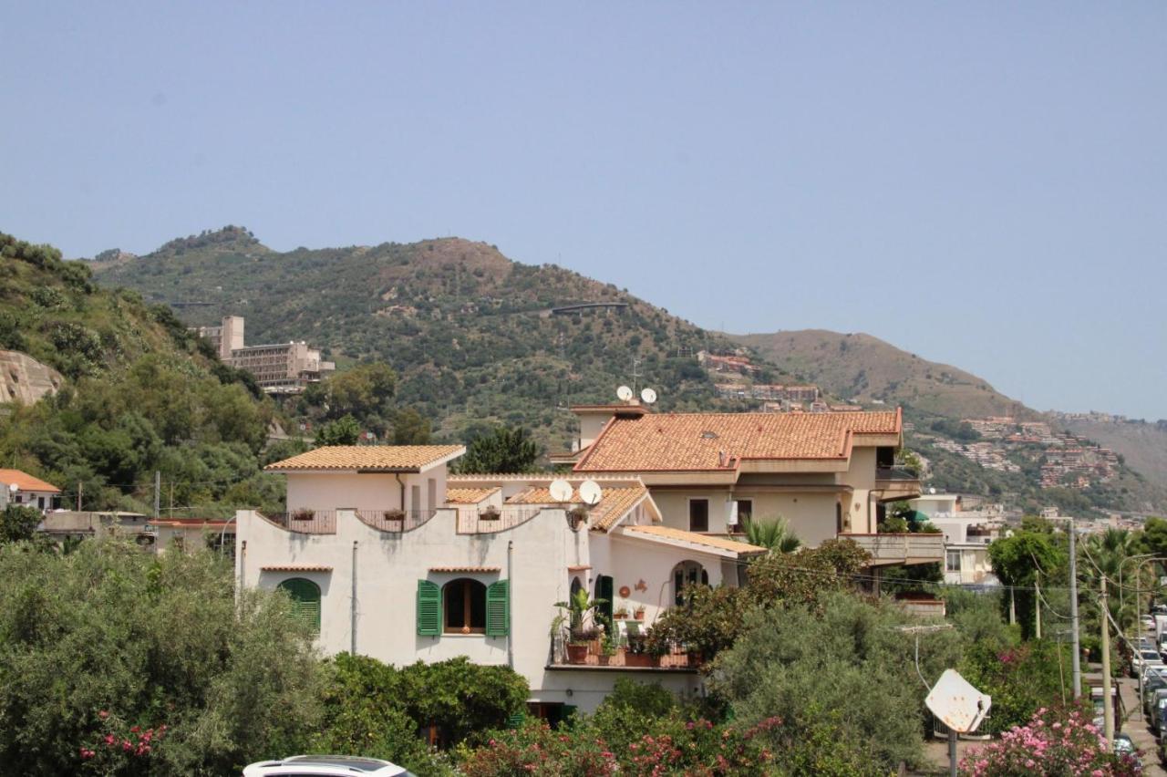 Poseidone Sea Apartment Taormina Mazzeo Exteriér fotografie