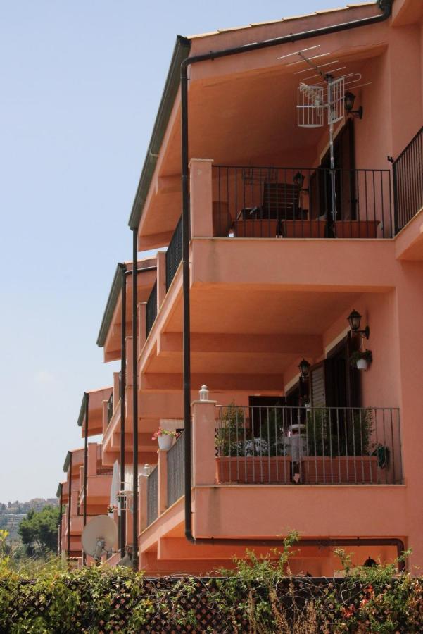 Poseidone Sea Apartment Taormina Mazzeo Exteriér fotografie