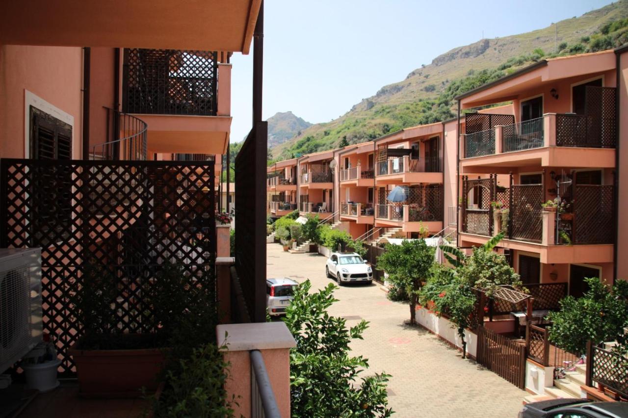 Poseidone Sea Apartment Taormina Mazzeo Exteriér fotografie
